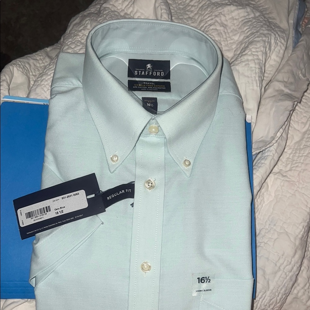 Stafford Green Dress Shirt with Classic Design, 16 1/2, short sleeve, NIP